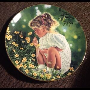 Edwin M Knowles China Plate Flower Butterfly Girl Clean Good Condition Fragile E